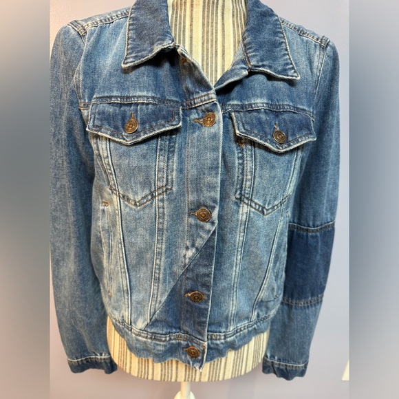 Free People Rumors Blue Denim patchwork Women's cropped Jean Jacket S - Picture 4 of 16